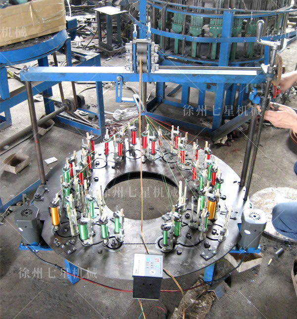 花色帶編織機(jī)